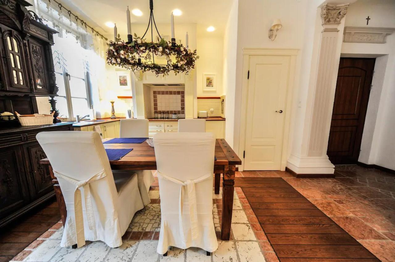 Castle Square Apartment ワルシャワ エクステリア 写真