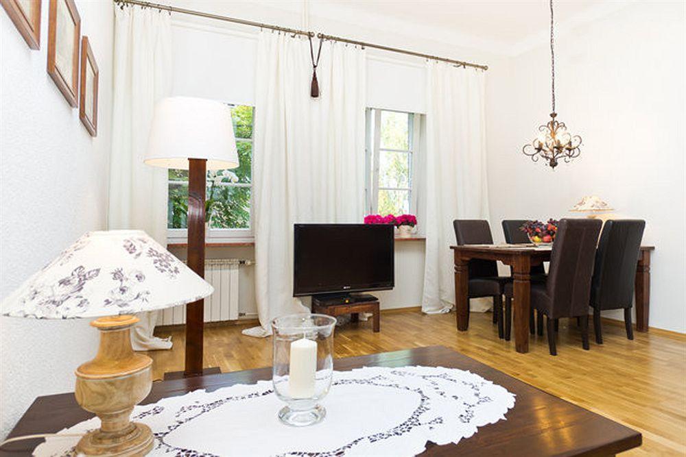 Castle Square Apartment ワルシャワ エクステリア 写真